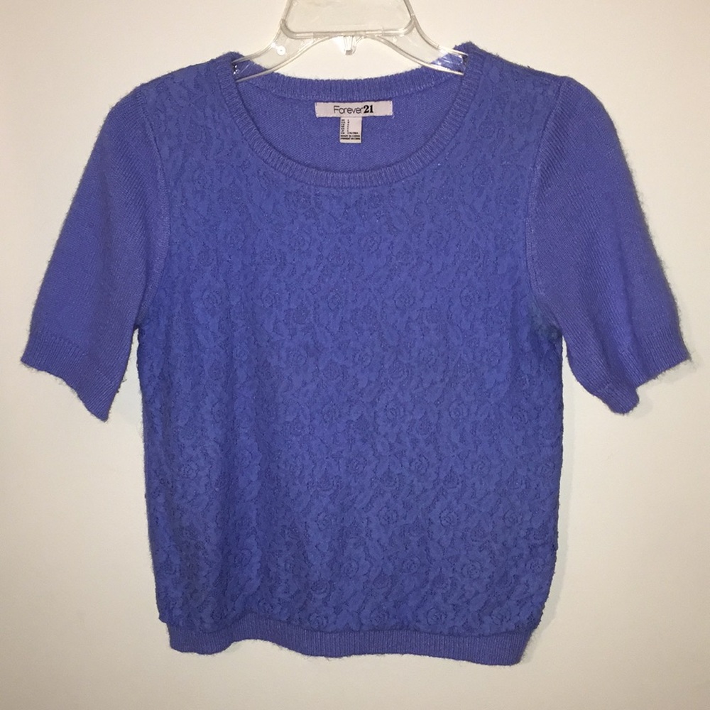 Forever 21 periwinkle floral laced crop sweater